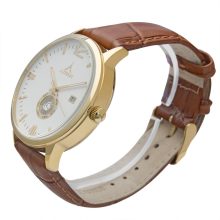 ASTRON 5554-8 elegáns férfi karóra, arany színű nemesacél tok, barna bőrszíj, fehér számlap, keményített ásványüveg, multifunkciós quartz szerkezet, 50 m (5 ATM) vízállóság